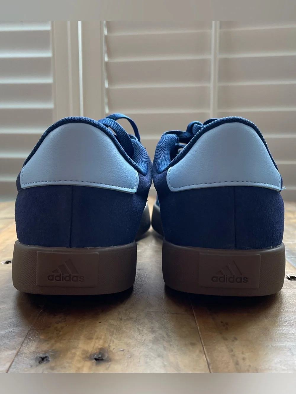 NWOT - Adidas VL Court 3.0 women’s sneakers